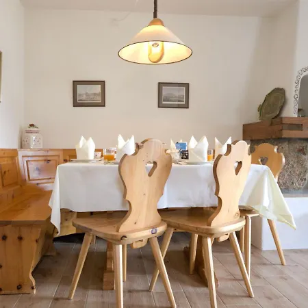 Chesa Chanella 5 By Interhome Appartement